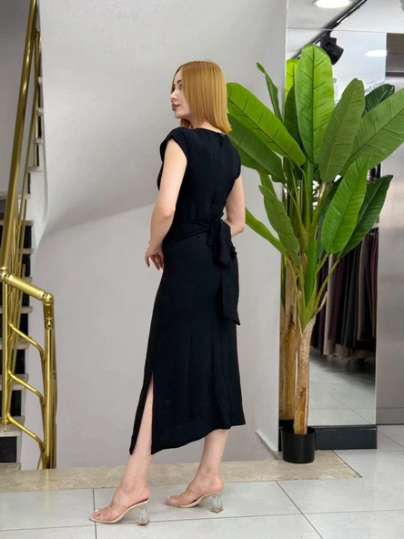 Kadın Kısa Kollu Yuvarlak Yaka Belden Bağcıklı önden Yırtmaçlı Aerobin Elbise ürün görseli