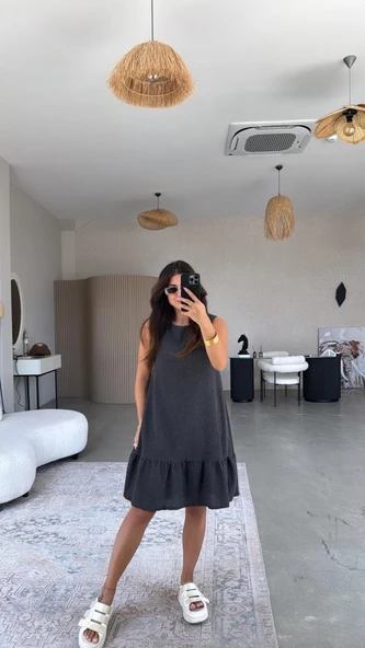 Kadın Bisiklet Yaka Eteği Volanlı Bürümcük Elbise - Resim 4