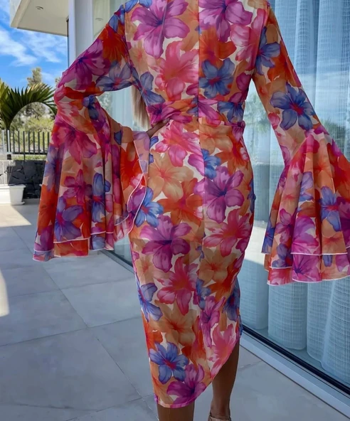 Kadın Göğüs Dekolteli Kolları Volan Detay Astarlı Tül Elbise - Resim 6