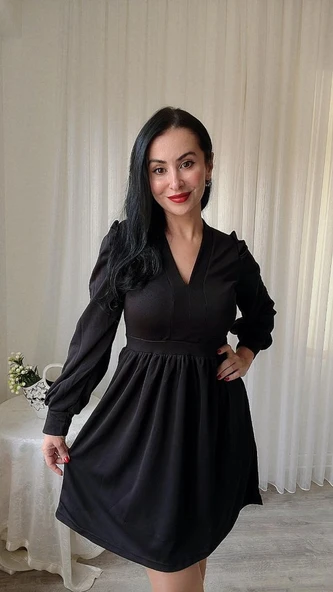 Kadın Uzun Kollu V Yaka Belden Hafif Pileli Scuba Krep Mini Boy Elbise - Resim 4