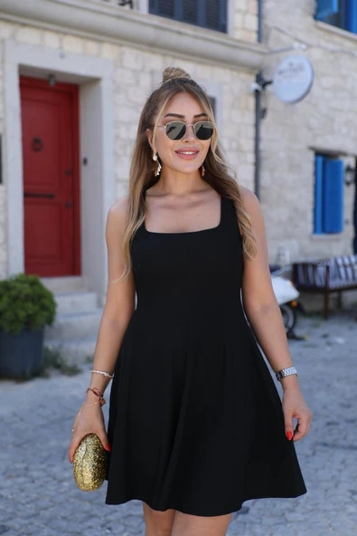 Kadın Kare Yaka Mini Elbise ürün görseli