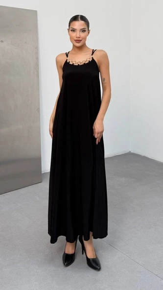 Kadın Omuz Askılı Kuş Gözü Zincir Detay Sandy Kumaş Maxi Boy Elbise - Resim 6