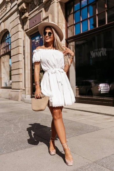 Kadın Madonna Yaka Pütür Detay Pamuklu Mini Elbise ürün görseli