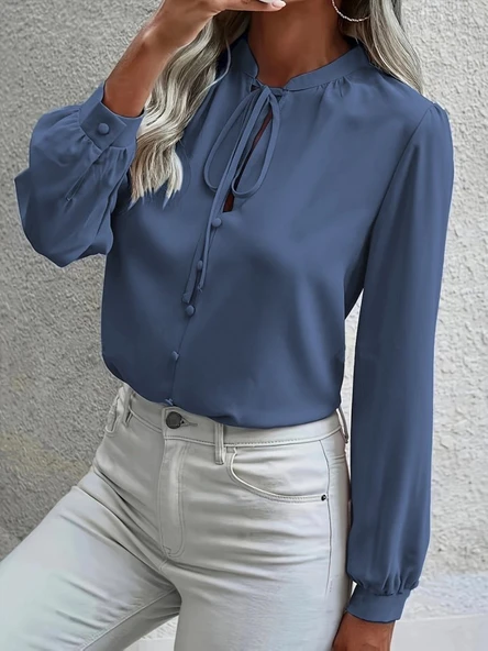 Kadın Uzun Kollu Yakalı Yakadan Bağcıklı Düğmeli Sandy Bluz - Resim 2