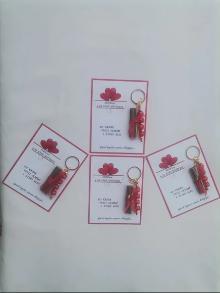 64 Adet Kişiye Özel 6 Ay Kına Hatırası Kırmızı Anahtarlık ve Paketlenmiş Kına Dağıtmalık Hediyelik - Resim 2