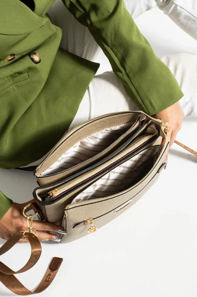 Kadın Postacı Çanta 27*20 Cm Çapraz Askılı Omuz Çantası Suni Deri Ayarlanabilir Askı - Resim 8