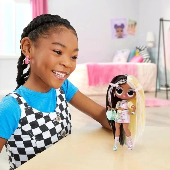 L.O.L. Surprise Tweens Series 4 Moda Bebeği Darcy Allık - 3