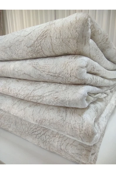 Selçuklu Tekstil Süngerli Koltuk Çekyat Örtüsü Damar Desenli Parlak Ve Kaymaz ürün görseli