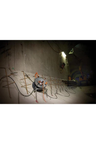 Brennenstuhl ProfessionalLINE SteelCore Serisi 5 Yıl Garantili IP44 Lisanslı Çelik Tambur Makaralı Kablo H07RN-F 3G2.5, 33 Metre Outlet - 6