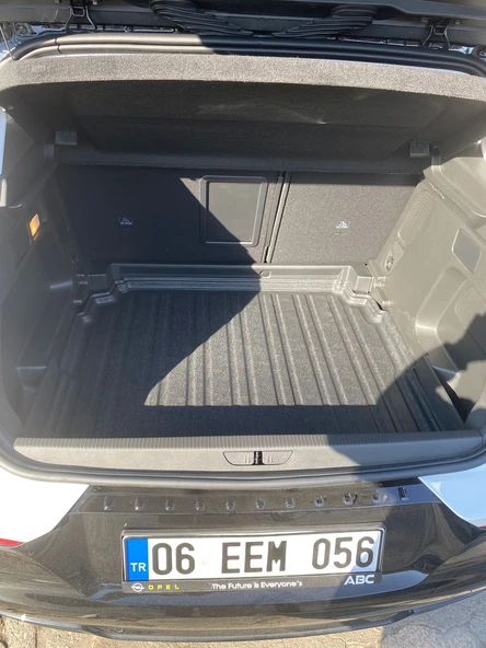 Opel Grantland Bagaj Havuzu Alt Kısım ürün görseli 1