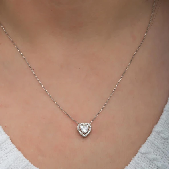 Kalpli Beyaz Taşlı Gümüş Bayan Takı Seti - 11