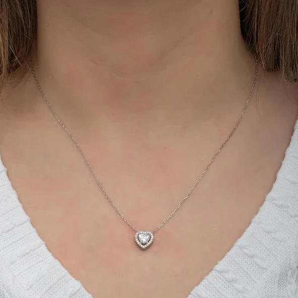 Kalpli Beyaz Taşlı Gümüş Bayan Takı Seti - 10