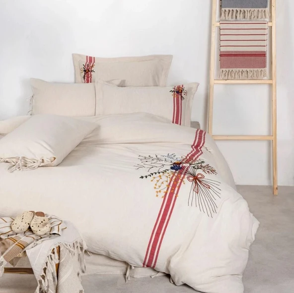 Ecocotton Charla Çift Kişilik Nevresim Takımı %100 Organik Pamuk Kenevir Karışımlı Ekru / Kırmızı CK ürün görseli