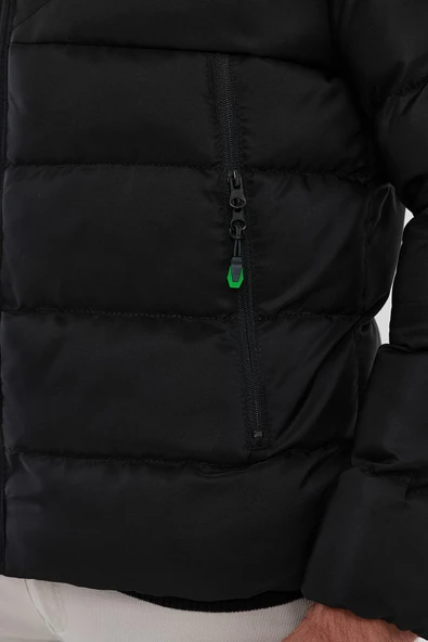 Erkek Siyah Standart Fit Normal Kesim İçi Kürklü Sabit Kapüşon Dik Yaka Mont - 5