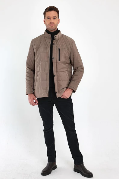 Erkek Krem Standart Fit Normal Kesim İçi Kürklü Dik Yaka Çıtçıt Detaylı Fermuarlı Kışlık Mont - Resim 3