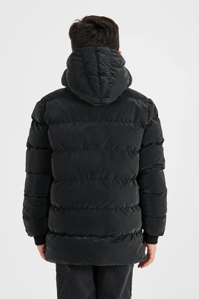 Siyah Erkek Çocuk Sabit Kapüşonlu Şişme Deri Karışımlı Kumaş Mont&Kaban - Resim 6