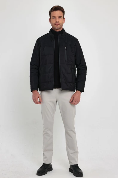 Erkek Siyah Standart Fit Normal Kesim Dik Yaka Omuz Detaylı Kışlık Mont - Resim 3