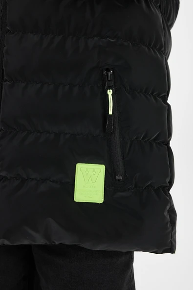 Siyah Erkek Çocuk Çıkartılabilir Kapüşonlu Şişme Deri Karışımlı Kumaş Mont&Kaban - Resim 5