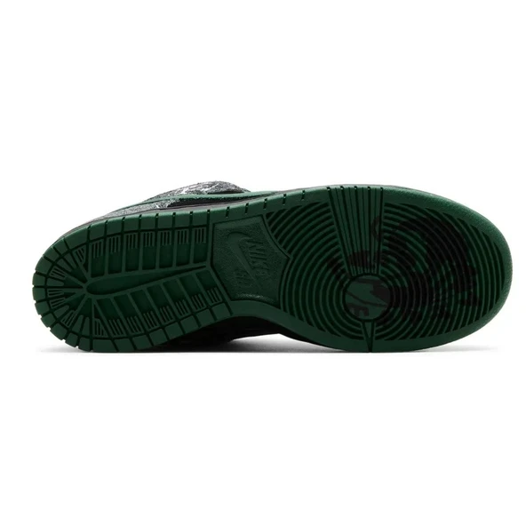 Nike SB Dunk Low There Skateboards - 3