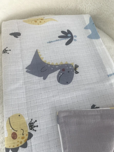 80 x 90 Unisex Bebek Battaniyesi – Dinozor Figürlü Müslin