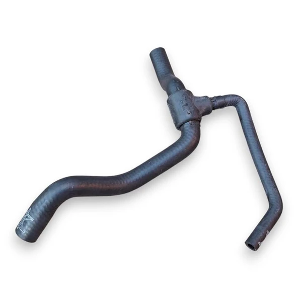 Skoda Superb 2002-2008 2.0 AZM Motor Üst Dağıtıcı Hortum 06B121058AN - 1