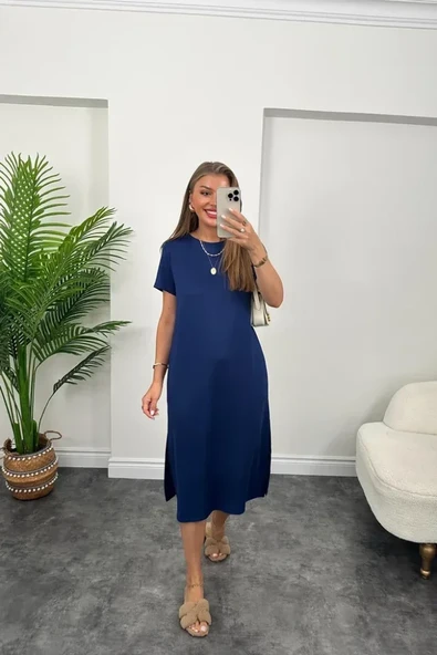 Kadın Kısa Kollu Yırtmaç Detaylı Salaş Viskon Elbise - Resim 2