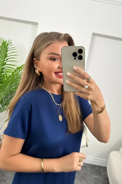 Kadın Kısa Kollu Yırtmaç Detaylı Salaş Viskon Elbise - Resim 9