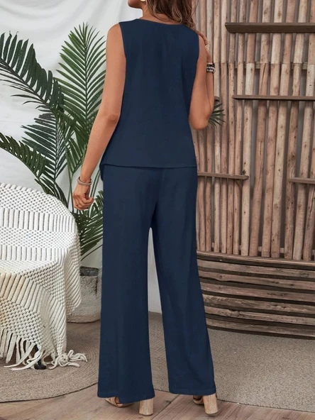 Kadın Kolsuz Düğmeli Asimetrik Detaylı Bürümcük Bluz Ve Pantolon Takım - Resim 4