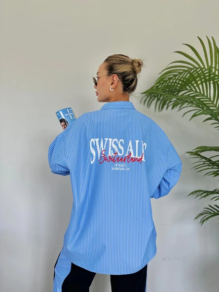 Kadın Oversize Çizgili Gömlek Mavi ürün görseli