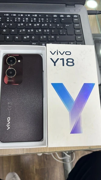 VİVO  Y18