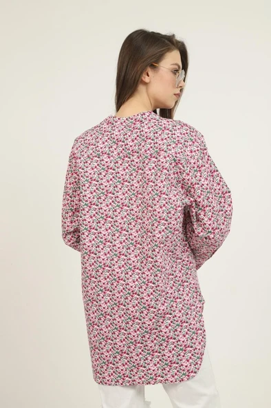 Kırmızı V Yakalı Ve Desenli Gömlek - 4