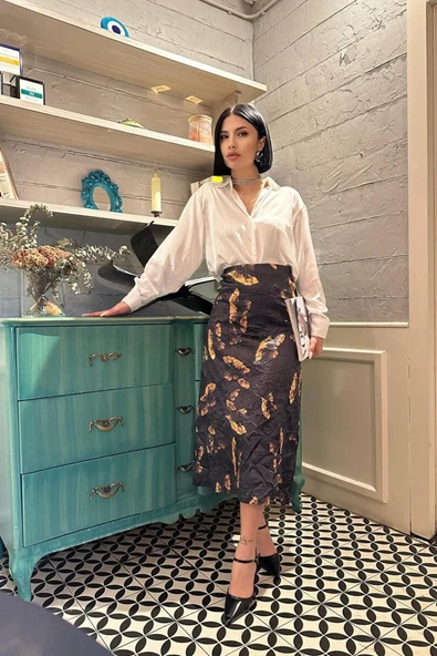 Siyah Baskılı Kroşetalı Etek ürün görseli