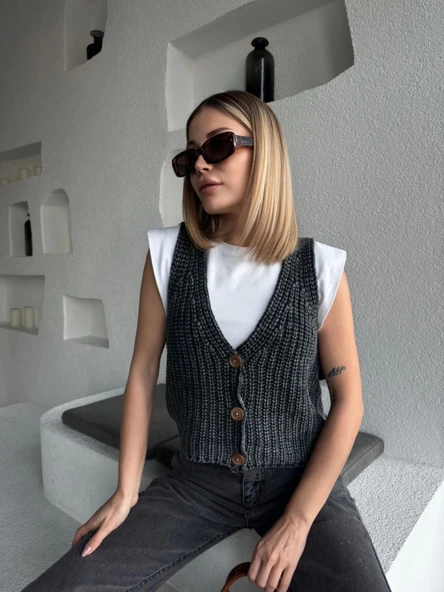 Triko Kolsuz Düğmeli Yelek - Siyah - 3