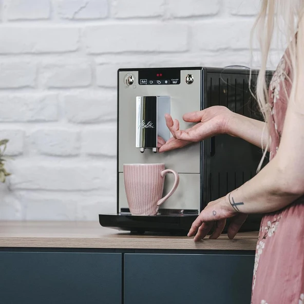 Melitta Caffeo Solo E950-877 Kumlu Gri Tam Otomatik Espresso Makinesi Teşhir - 6