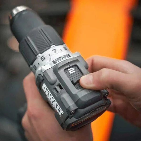 DeWALT McLaren 18V XR 5.0Ah Akülü Darbeli Matkap - 4