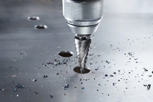 Bosch HSS-TiN 12 kademeli Matkap Ucu 6-39 mm - 2608587431 - Resim 3