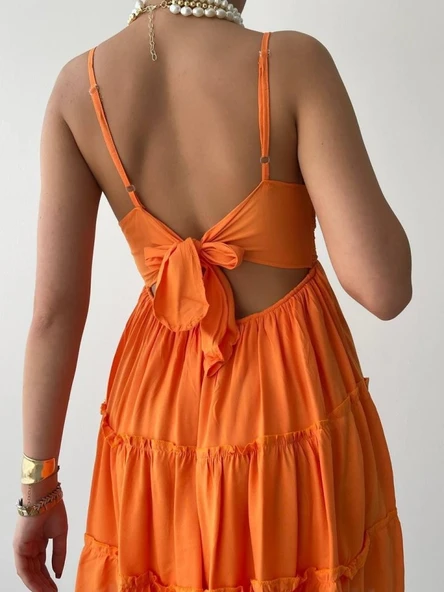 Nivel Göğsü Büzgülü Elbise ürün görseli