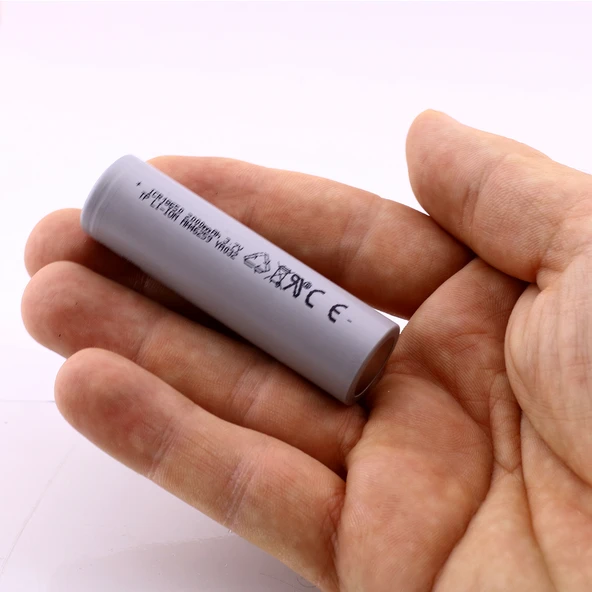 1CR 18650 Gri Şarjlı Batarya Pil 3.7V 2000 mAh Li-Ion Uzun Ömürlü Yüksek Kapasite Şarj Edilir - Resim 2