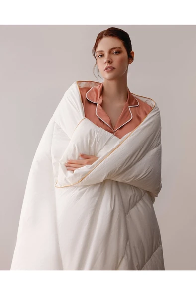 Madame Coco Bellamy Çift Kişilik Yorgan ürün görseli