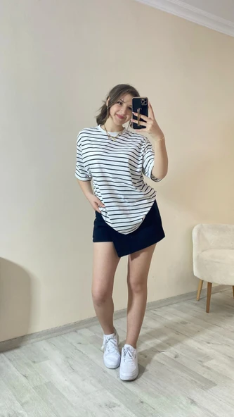 Lacivert Çizgili Oversize Tişört - 1