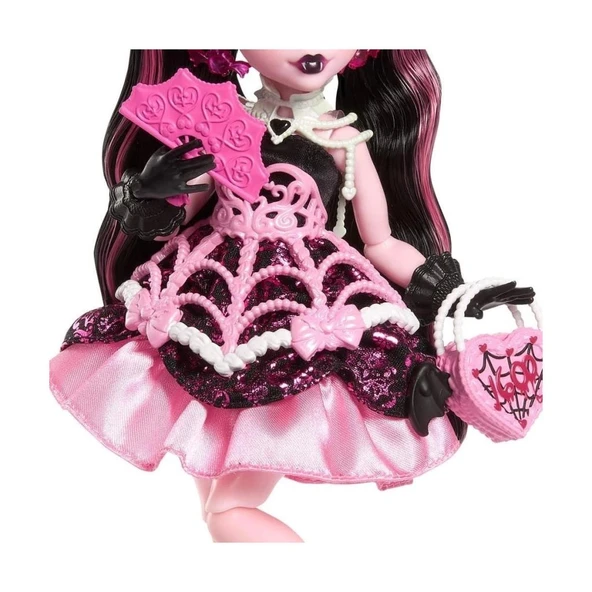 Monster Hi̇gh Havalı Doğum Günü Seri̇si̇ Draculaura JBG74 - Resim 3