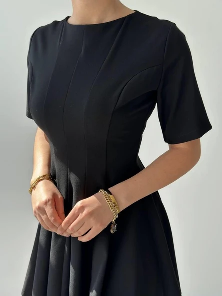 Crem Pliseli Elbise - Resim 7