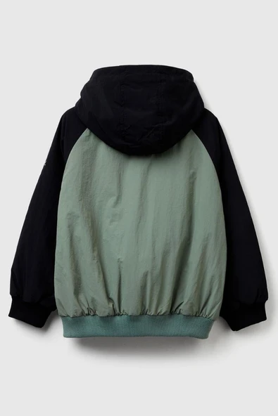 United Colors of Benetton Erkek Çocuk 2IGGCN06J-25K Yağmurluk Haki - Resim 2