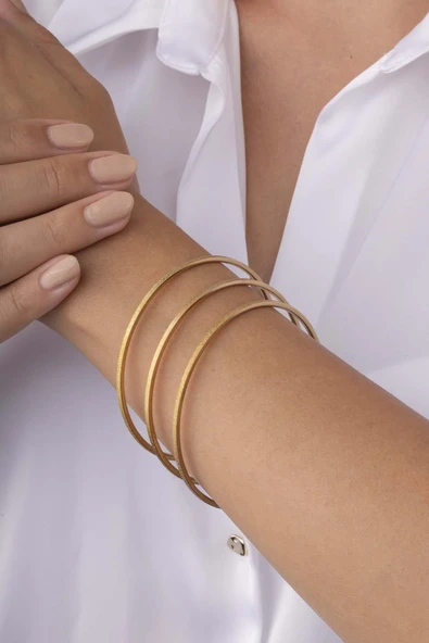 Gümüş Pazarım Mat Görünüm Üçlü Ajda Kadın Çelik Bilezik - Resim 3