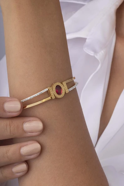 Gümüş Pazarım Kırmızı Taşlı Çift Şeritli Altın Kaplama Kadın Çelik Kelepçe Bileklik - Resim 2