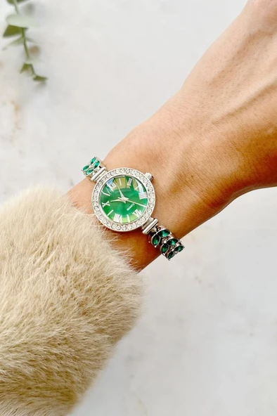 Dienna Gri Kasa Yeşil Taşlı Kadın Kol Saati - Resim 3