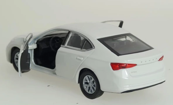 Oyuncak Metal Model Araba 1/36 Çek Bırak Beyaz Octavia - 3