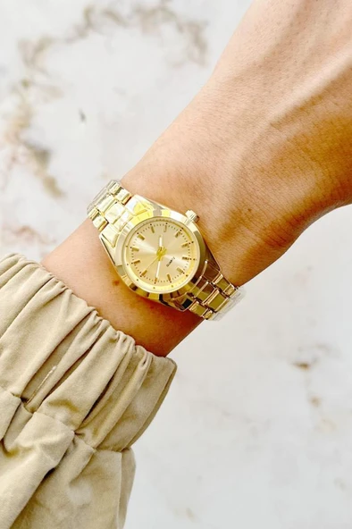 Valinor Gold Kadın Kol Saati ürün görseli 1