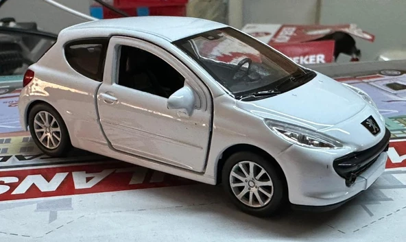 Oyuncak Metal Model Araba 1/36 Çek Bırak Peugeot 207 Beyaz ürün görseli