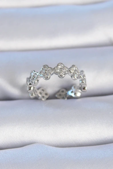 Pirinç Gümüş Renk Zirkon Taşlı Yonca Model Kadın Yüzük ürün görseli 1